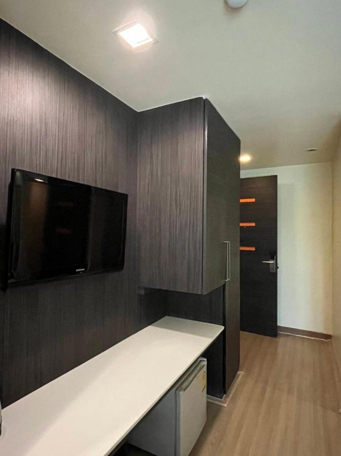 Orion Rooms Sukhumvit 11 Bangkok Exterior foto