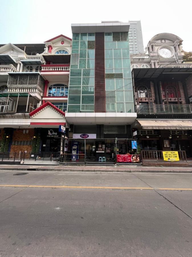 Orion Rooms Sukhumvit 11 Bangkok Exterior foto